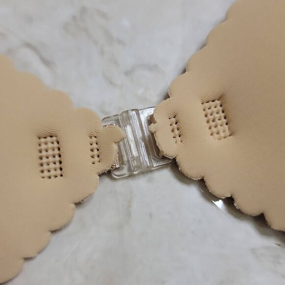 Self Adhesive Bra A Cup Backless Seashell Scallop Nude - Picture 4 of 10